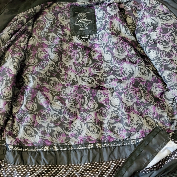 Pre loved-Ride Snowboard Jacket (Medium) Rose - Picture 7 of 10